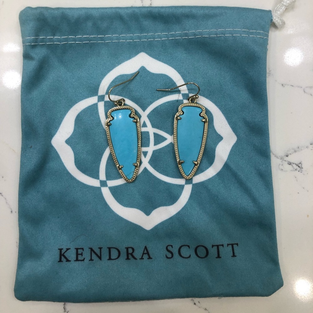 Kendra Scott Large Arrowhead Earrings